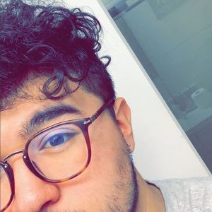 Meet your Posher, Ethan